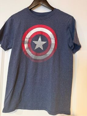 Boy’s Marvel Navy Short-Sleeve Tee with Captain America Graphic - Size XL